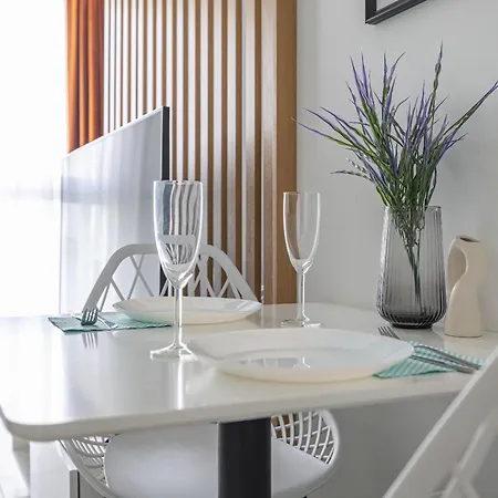 Q4apartments